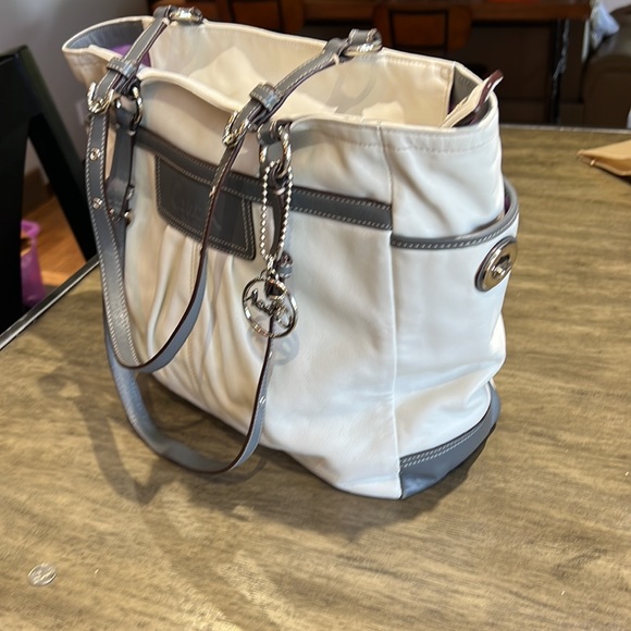 White and gray leather Coach Tote - Picture 9 of 10